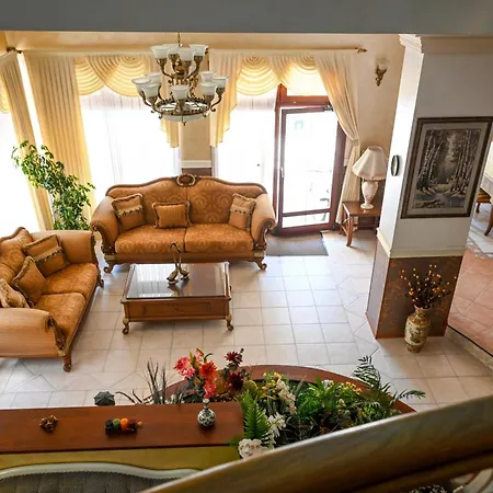 Garden Hotel Shumen