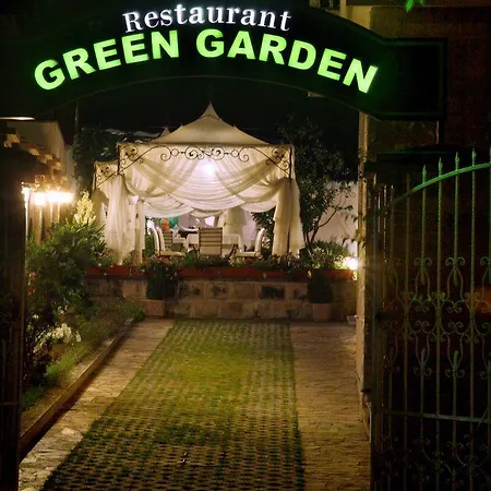 فندق Garden شومن